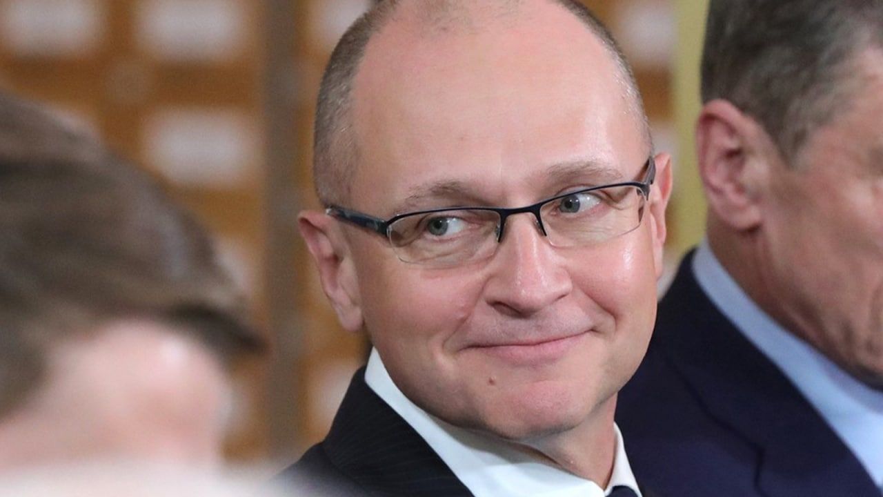 Кириенко объяснил преимущества создания школьных театров