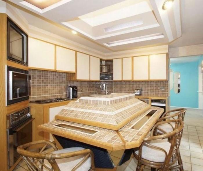 Люди делятся ужасным дизайном кухонь и это дикость насколько они безумные Люди делятся ужасным дизайном кухонь и это дикость насколько они безумные интерьер и дизайн,ремонт и строительство