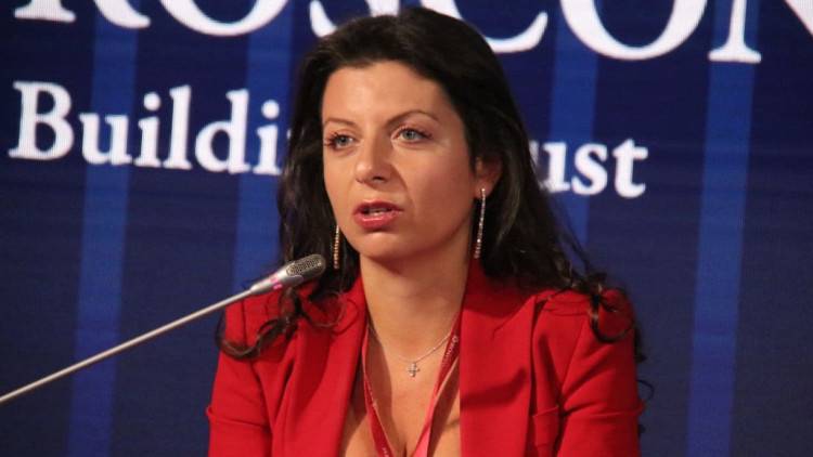 Симоньян довела Соловьева до слез словами о геноциде Симоньян довела Соловьева до слез словами о геноциде Общество