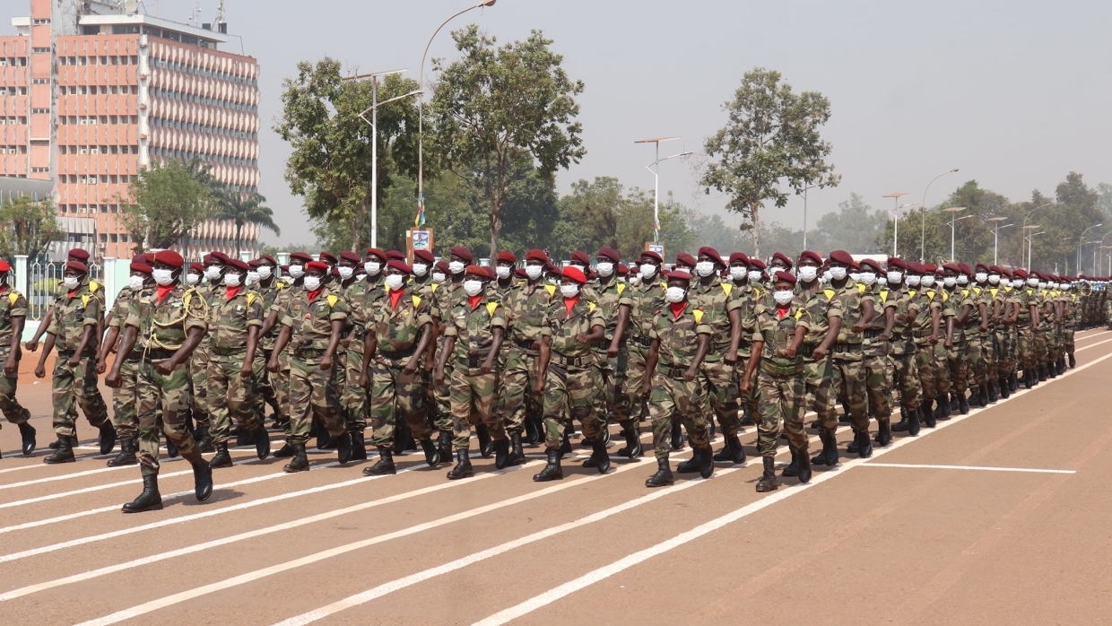 Центральноафриканская диаспора во Франции поддержали ВС республики продовольствием Весь мир