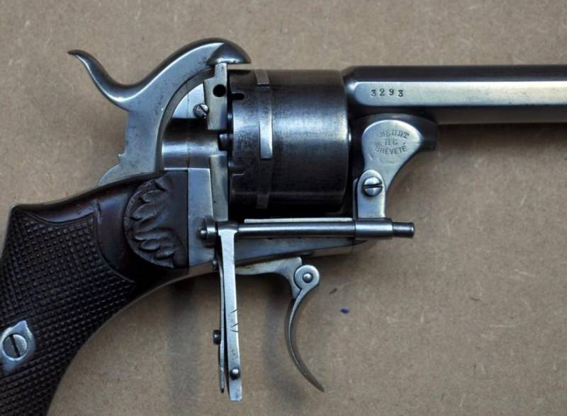 Револьверы на букву «А» Револьверы на букву «А» оружие