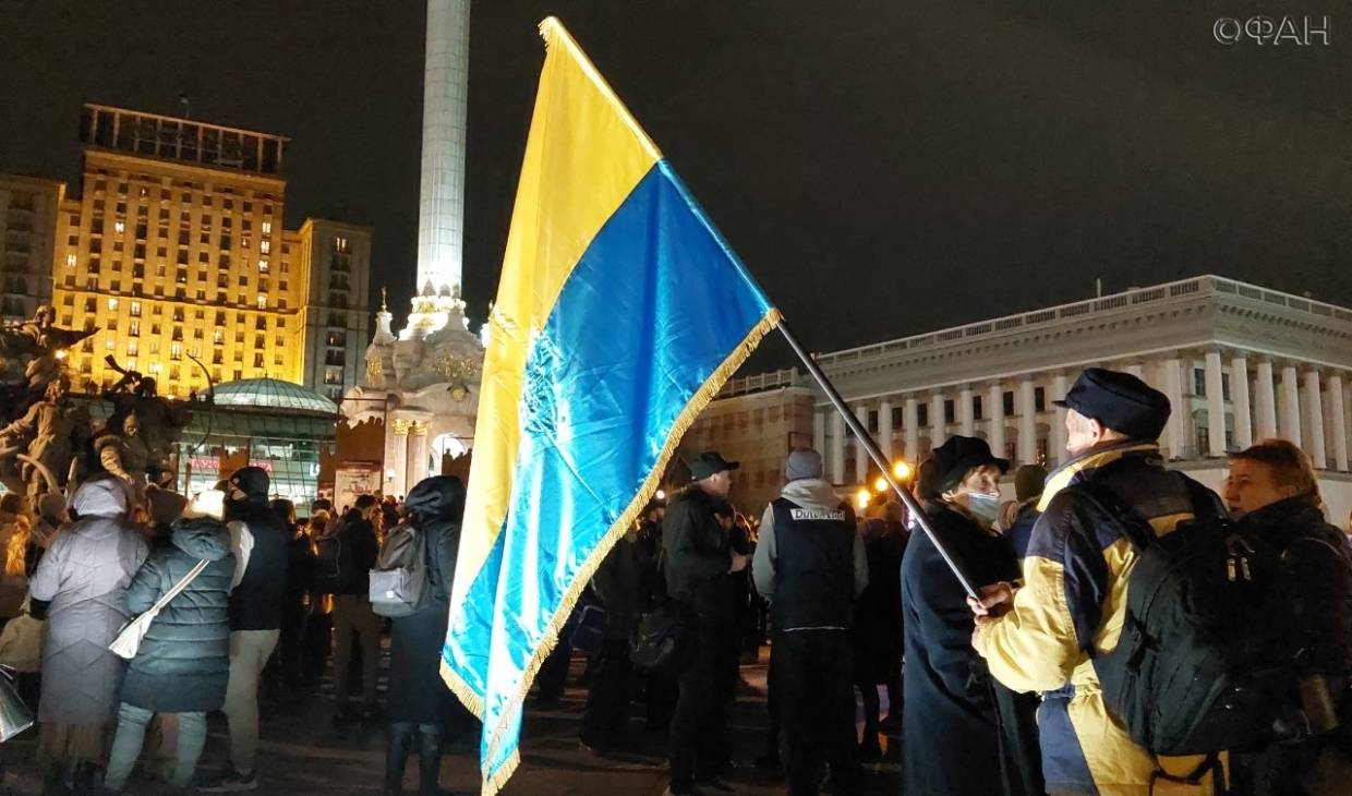 Годовщину Майдана украинские националисты «отметили» попыткой штурма офиса Зеленского