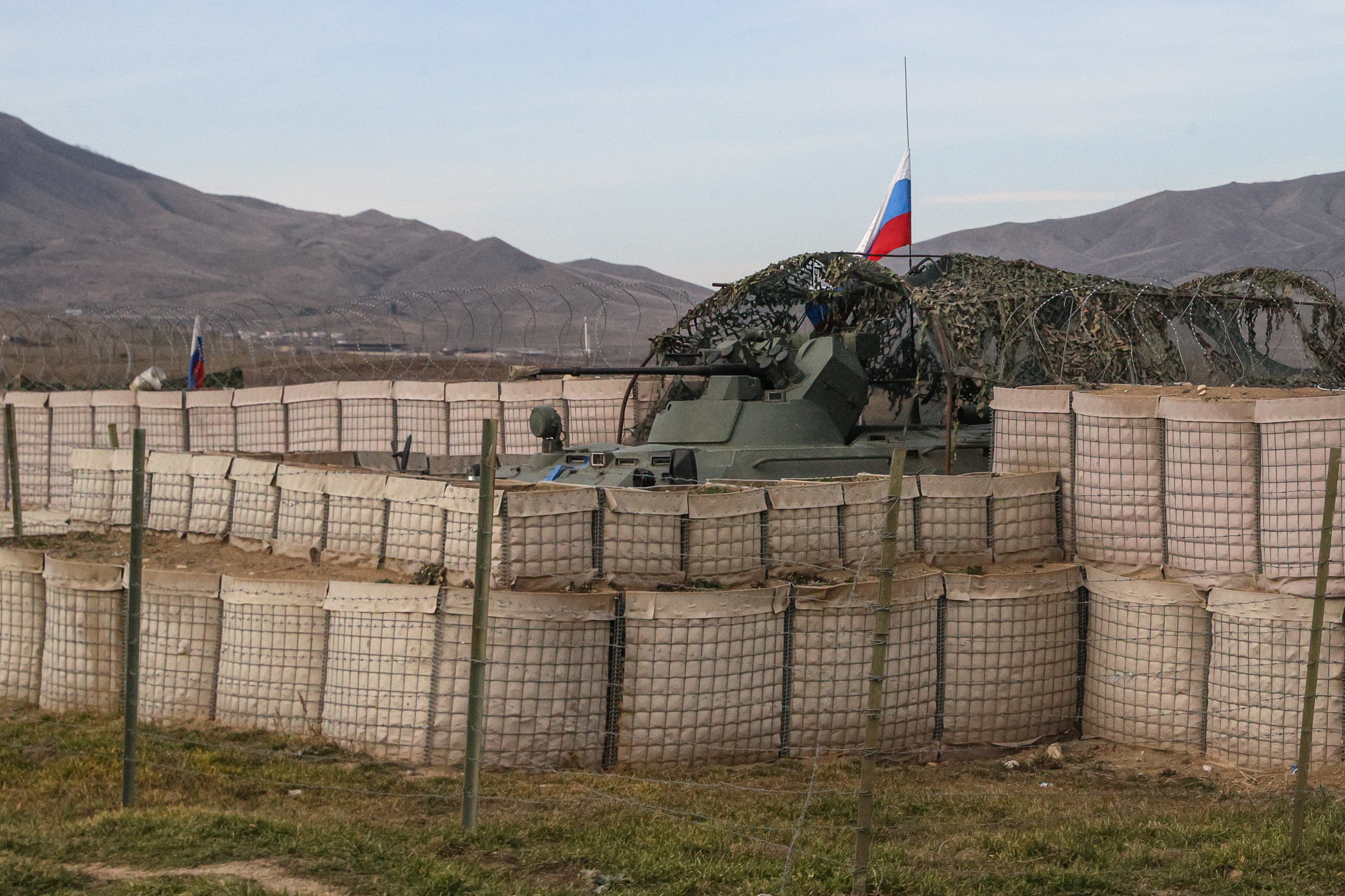 Русские миротворцы уходят из Карабаха. В Кремле сделали заявление