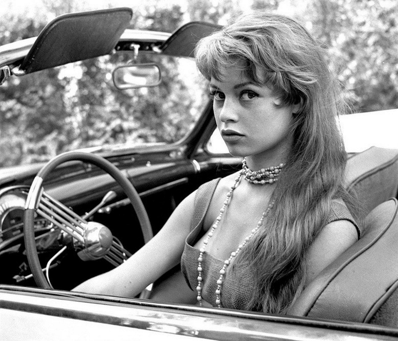 Почему Брижит Бардо отказалась от единственного собственного сына в 1962 году