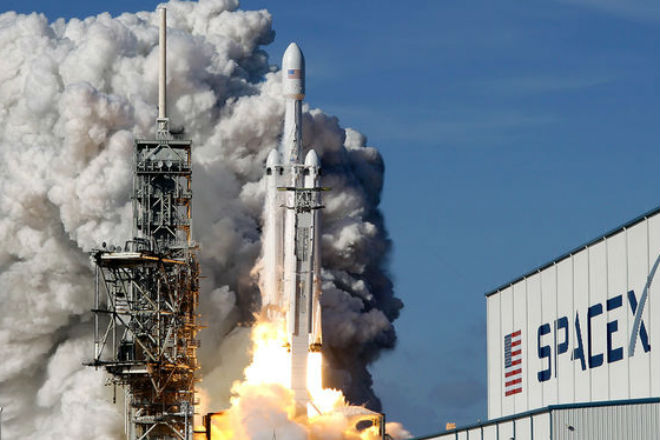SpaceX отправит космического туриста вокруг Луны SpaceX, полета, спутник, официально, маршрута, примерно, данный, ЗемлюНа, вернется, посадки, обогнет, неделю, туристы, пробудут, ЗемляЛуна, космосе, утвержденный, ранее, подтвердил, прошлого