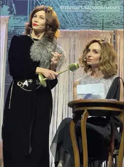 Екатерина Варнава и Светлана Устинова в спектакле