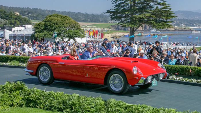 Итальянский гран-туризмо 1957 года Ferrari 250 GT Pinin Farina Cabriolet Series I. | Фото: robbreport.com.