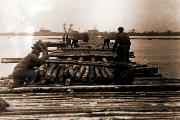 18 апреля 1945 года. Одер в устах. Переправа через одер 1945 фильм. Форсирование одера январь 1945. Мост через одер 1945.