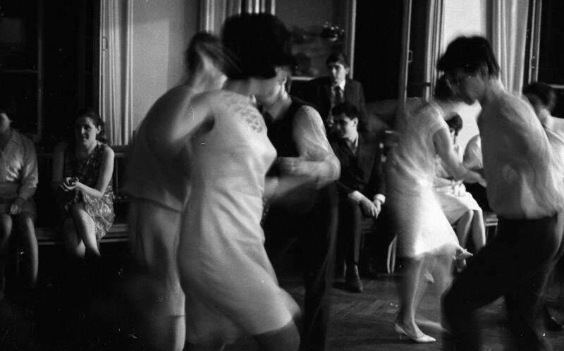 Танцы
Всеволод Тарасевич, 1967 год, г. Москва, МАММ/МДФ.