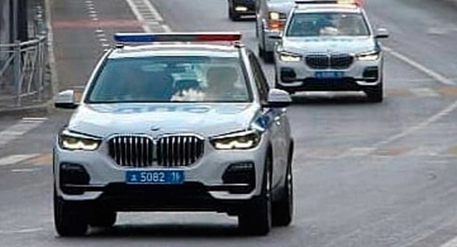 В ГИБДД Татарстана показали новые патрульные BMW X5 Автомобили