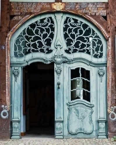 Необычные двери архитектура,интерьер и дизайн