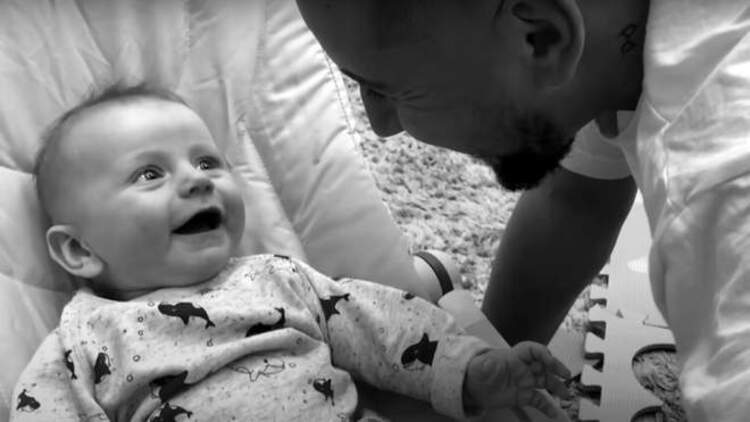 Певец Monatik впервые показал сыновей Даниила и Платона Певец Monatik впервые показал сыновей Даниила и Платона Дети,Дети знаменитостей