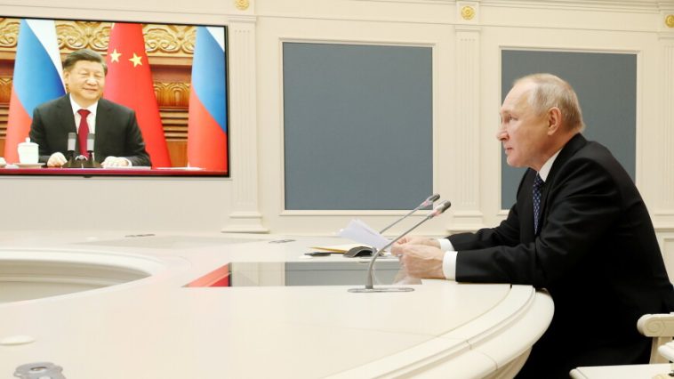 Владимир Путин поздравил Си Цзиньпина с наступающим Новым годом