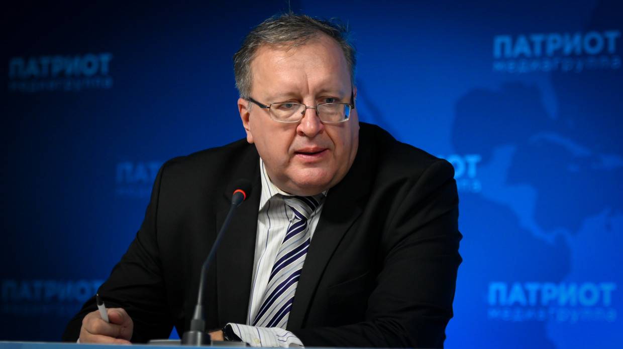 Профессор Ткаченко считает, что режиссеру Сокурову не стоит «лезть» в геополитику