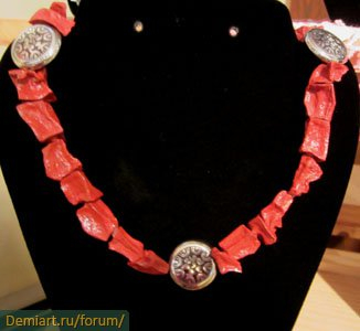 Бусы из сушеной картошки «ювелирными» назвать  сложно, но результат получается отменный! бусы,женские хобби,картофель,поделки,рукоделие,своими руками