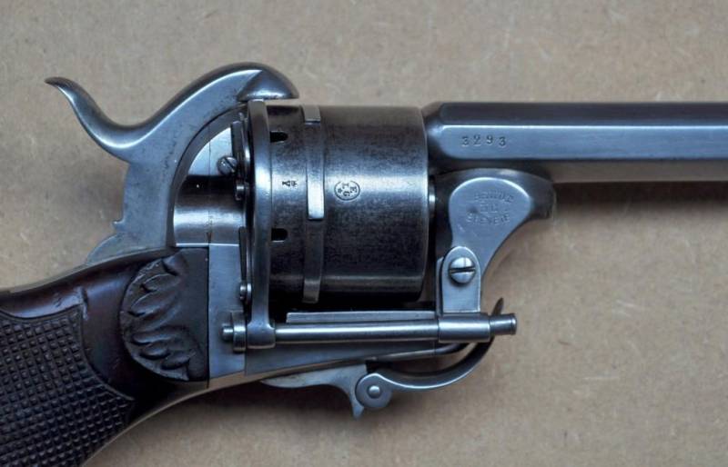 Револьверы на букву «А» Револьверы на букву «А» оружие