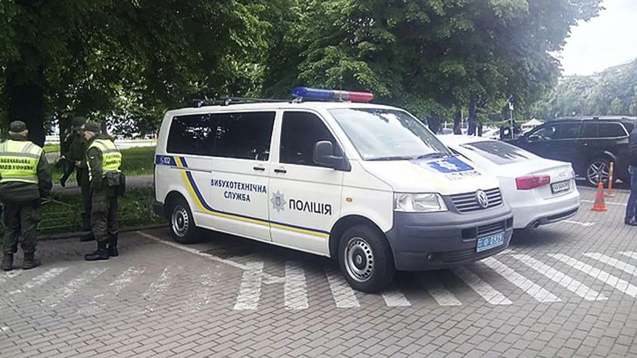 Жена поставщика наркотиков для украинских депутатов выпрашивает деньги на залог