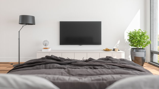 Современная спальня с телевизором