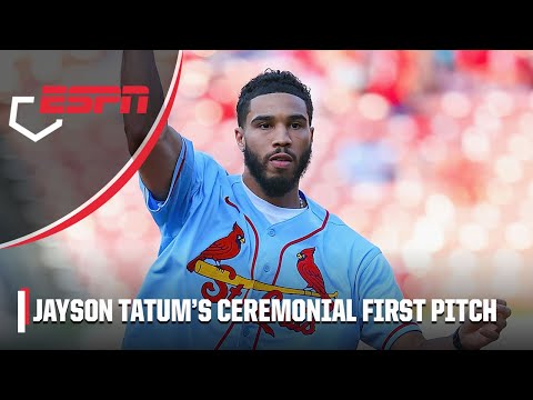 Джейсон Тейтум сделал символический бросок перед бейсбольным матчем