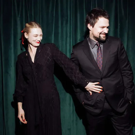 В сети заподозрили, что Оксана Акиньшина и Данила Козловский, которые, по слухам, ждут ребёнка, тайно поженились Акиньшиной, Акиньшина, Козловский, Козловского, Оксана, Оксаны, поклонники, Данила, свадьбе, Данилы, актрисы, вторым, Валентину, сейчас, шесть, развелась, детей, супругом, Арчилом, Геловани