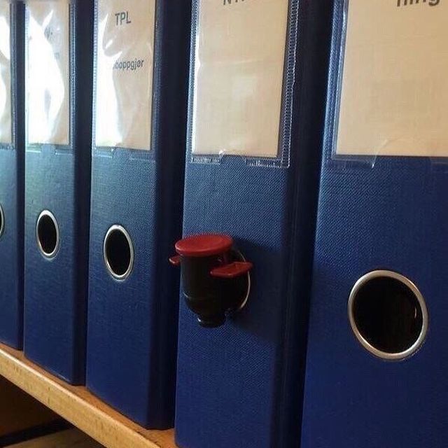 ОТПУСК/КАНИКУЛЫ ОТПУСК/КАНИКУЛЫ