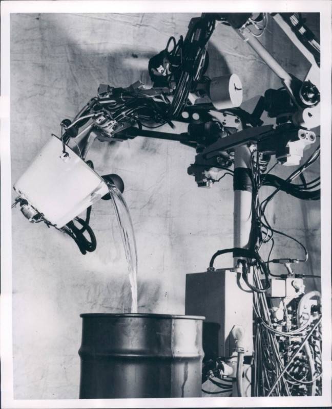 Шагающие грузовики для американской армии оружие