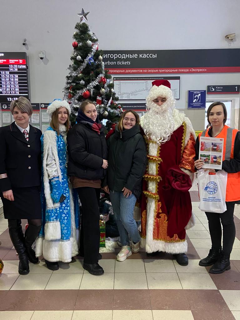 В преддверии нового года 30 декабря. Новогодний праздник. Новогодние гуляния. Рождественские гуляния. Новогодние мероприятия.