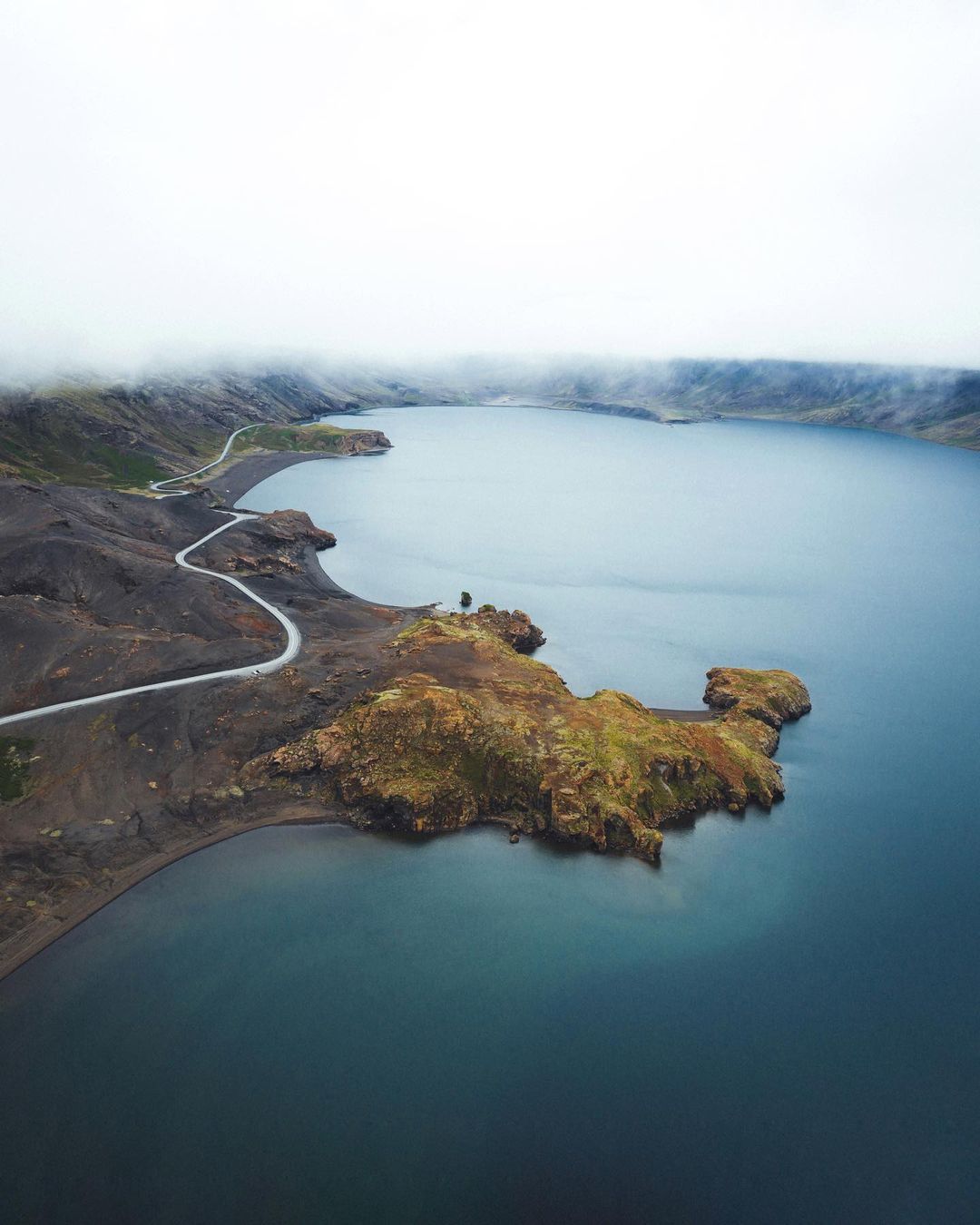 Жизнь как путешествие: девушка колесит по миру и делится снимками нашей планеты 