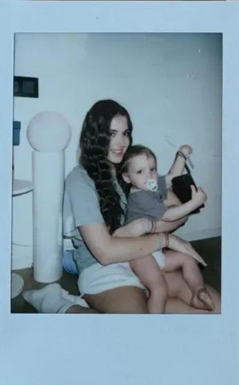 Внучка Никиты Михалкова показала редкие фото с сыном Натальи, Михалкова, МихалковойСын, Никиты, Артёма, Наталья, МихалковойНаталья, матерью, после, телеведущий, режиссёр, актёр, Сейчас, брака, женой, развелись, Дарьей, Михалков, первой, браке