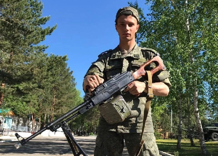 ПОДВИГ СТАРЛЕЯ ЗАИКИНА: СИБИРЯК ПРИКРЫЛ СПИНОЙ БРИГАДУ В БОЯХ У БЕЛОГОРОВКИ ПОДВИГ СТАРЛЕЯ ЗАИКИНА: СИБИРЯК ПРИКРЫЛ СПИНОЙ БРИГАДУ В БОЯХ У БЕЛОГОРОВКИ армия