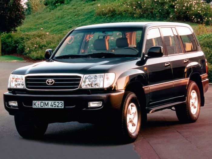 7 культовых автомобилей начала 2000-х, которые можно найти в отличном состоянии 7 культовых автомобилей начала 2000-х, которые можно найти в отличном состоянии авто и мото,автомобили,автоновости