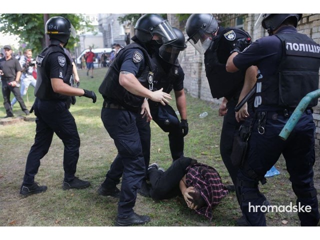 Украину превращают в экспериментальный гибрид фашистского режима и Содома Украину превращают в экспериментальный гибрид фашистского режима и Содома украина