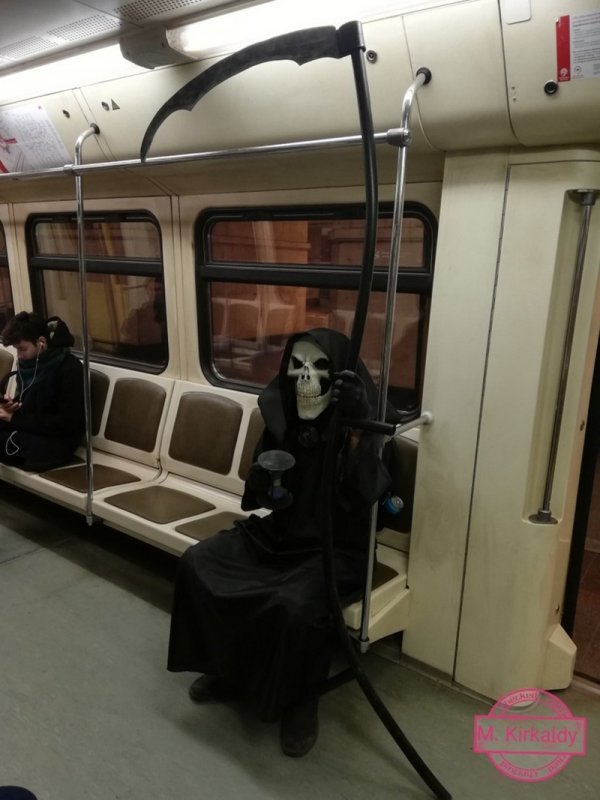 Чудаки и модники из метро  позитив,смешные картинки,юмор