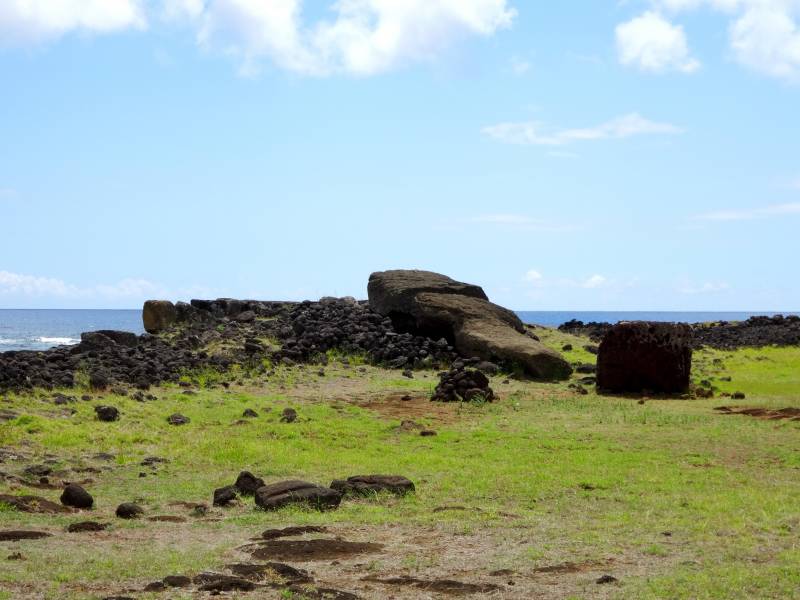 Что бывает, когда человеку очень хочется посетить далёкие острова? история