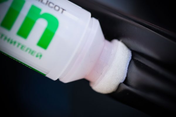 Силиконовая смазка для авто – какая лучше: рейтинг водителю на заметку,советы автомобилистам