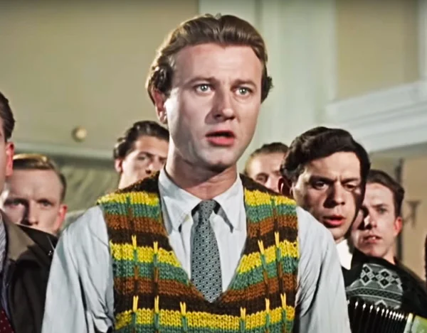 кадр из фильма «Карнавальная ночь», 1956 год