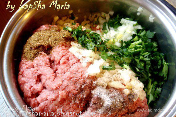 Люля-кебаб на углях со слоеными пряными лепешками и соусом "Маринара" выпечка,кулинария,мясные блюда,соусы