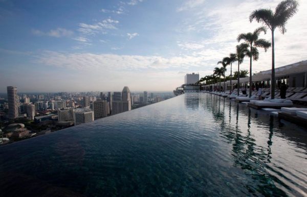 Уникальный отель Marina Bay Sands в Сингапуре