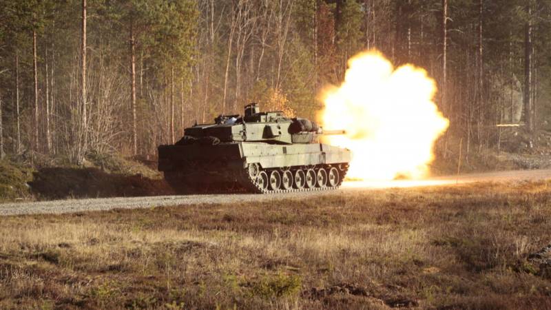 Танки Stridsvagn 122 попали на Украину оружие,танк