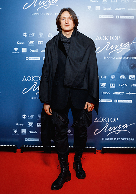 Татьяна Навка, Константин Хабенский и другие на премьере фильма "Доктор Лиза" Татьяна Навка, Константин Хабенский и другие на премьере фильма "Доктор Лиза" Кино,Кино