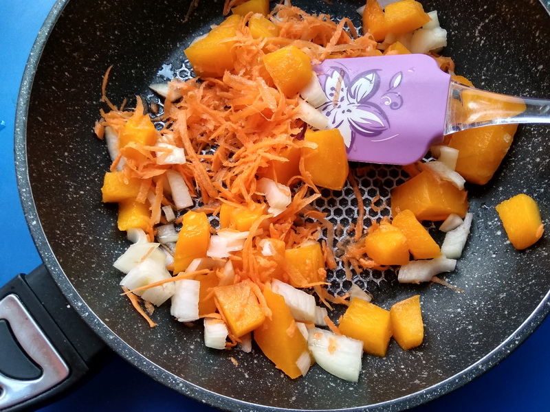 Тыква луком морковью