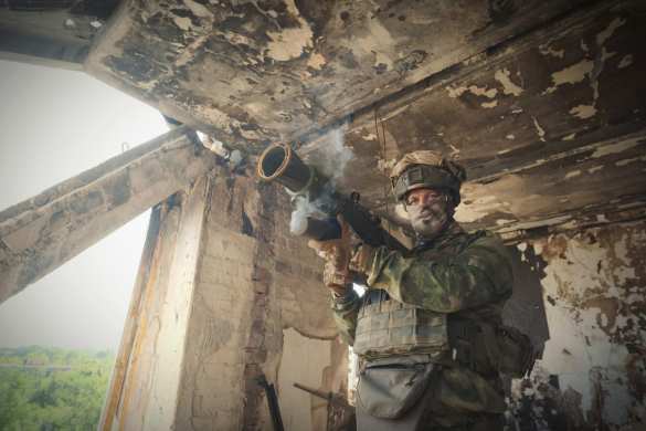 Армия России ведёт зачистку западной части Купянска (ВИДЕО) | Русская весна