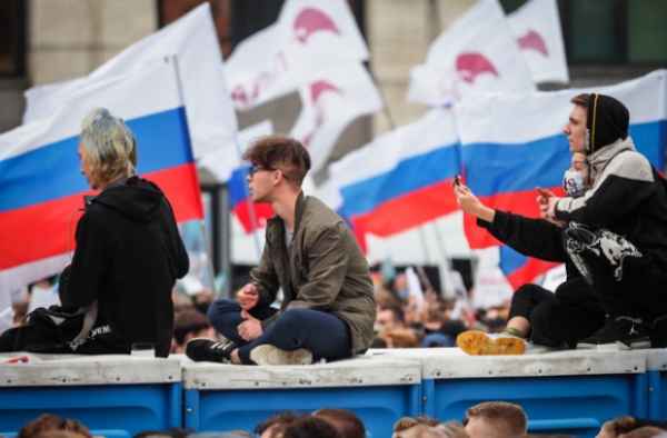 Дмитрий Стешин: Надеюсь, «майдану» готовят сюрприз Дмитрий Стешин: Надеюсь, «майдану» готовят сюрприз россия