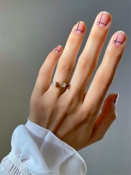 От лаванды до зелени: весенне-летние тренды маникюра От лаванды до зелени: весенне-летние тренды маникюра Красота,hello! рекомендует