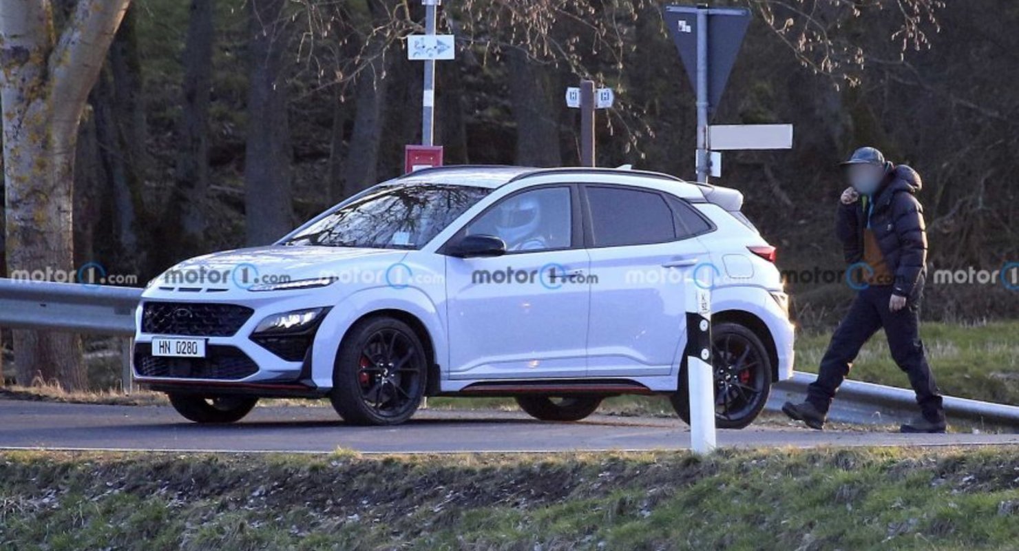 Замечен прототип «заряженного» кроссовера Hyundai Kona N Замечен прототип «заряженного» кроссовера Hyundai Kona N Автомобили
