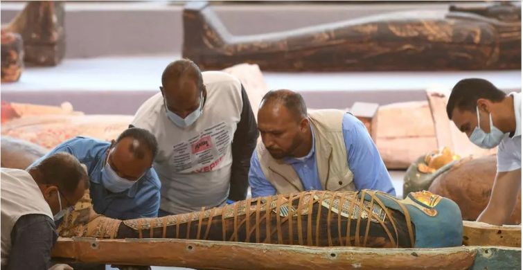 «Открытие века» — в Египте нашли более 100 древних нетронутых саркофагов (ВИДЕО) itemprop=