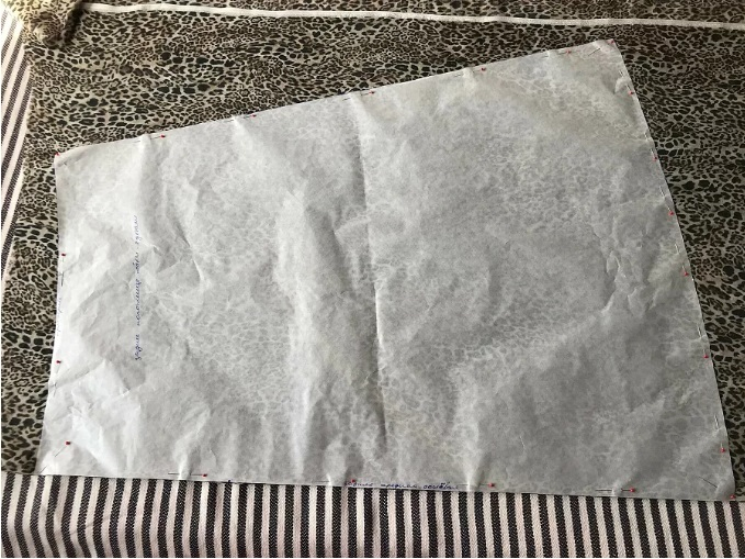 Как кроить шелк, чтобы он не скользил Как кроить шелк, чтобы он не скользил полезные советы,работа с шелком