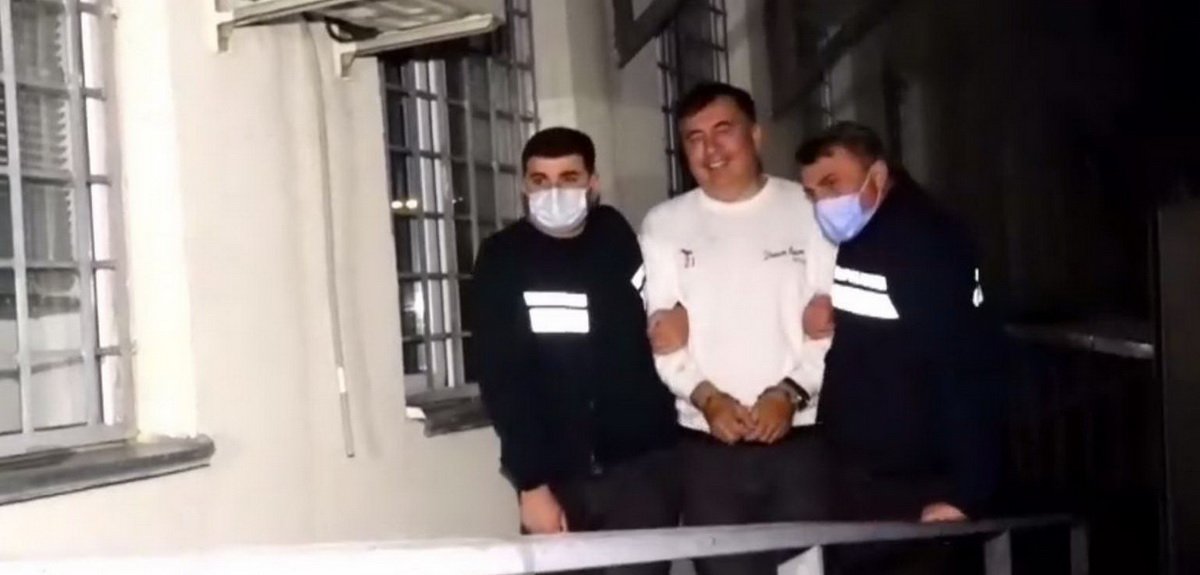 Второй фронт против России. Раскрыта цель тайной переправки Саакашвили с Украины Второй фронт против России. Раскрыта цель тайной переправки Саакашвили с Украины геополитика