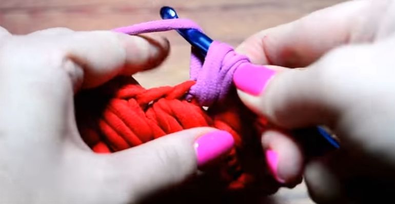 Связала себе и подругам раздарила! Корзинка из трикотажной пряжи выглядит дороже, чем в магазине мастер класс