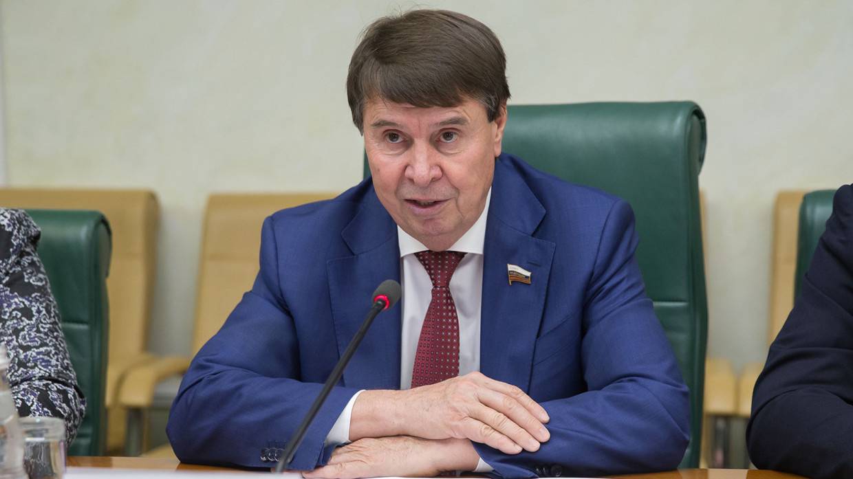 Сенатор Цеков заявил о нежелании Киева решать конфликт в Донбассе мирным путем